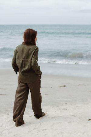 calça pantalona uluwatu verde militar